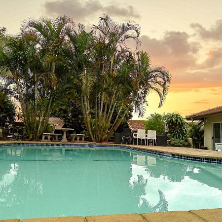 Home Away From Home Pinetown Buitenkant foto