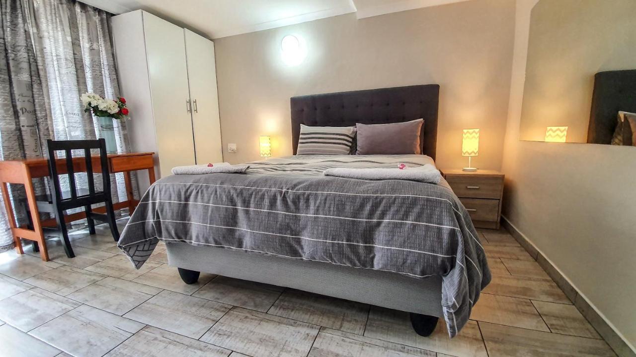 Home Away From Home Pinetown Buitenkant foto