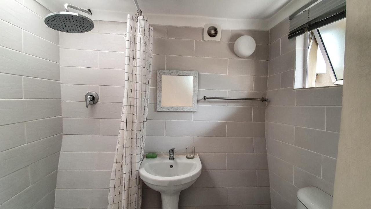 Home Away From Home Pinetown Buitenkant foto