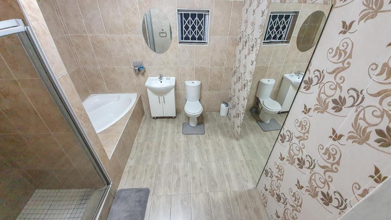 Home Away From Home Pinetown Buitenkant foto