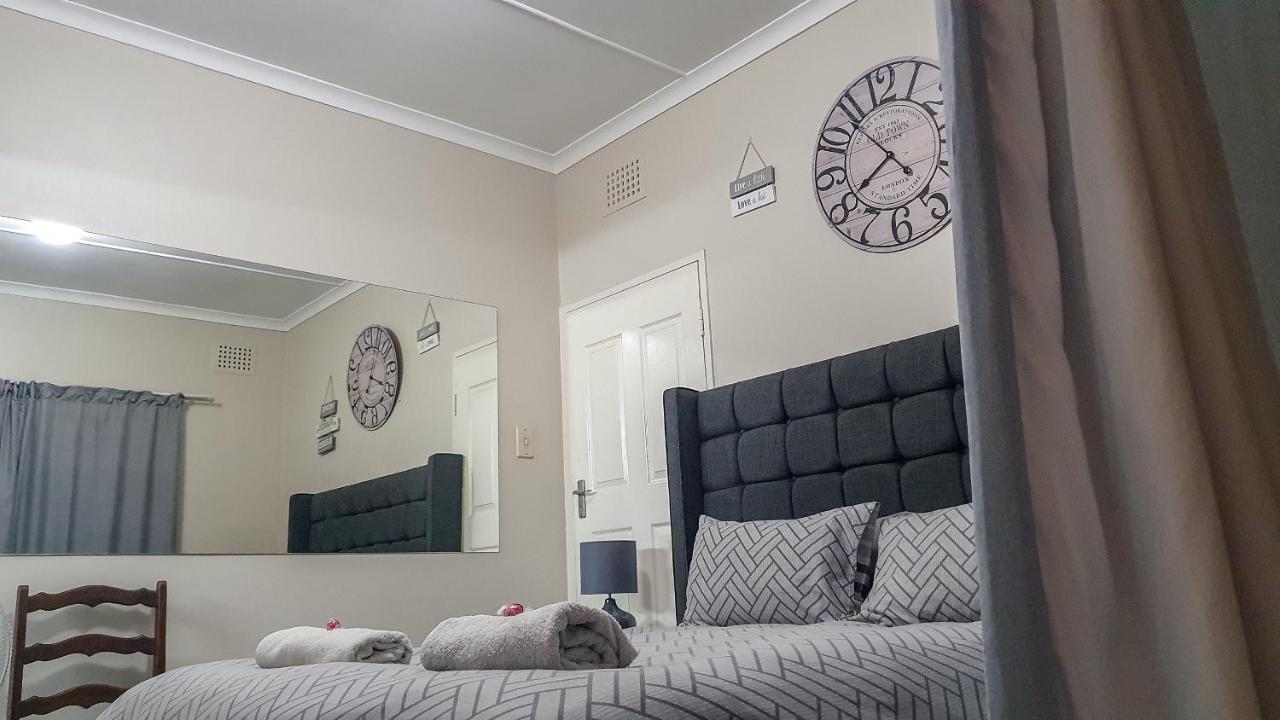 Home Away From Home Pinetown Buitenkant foto