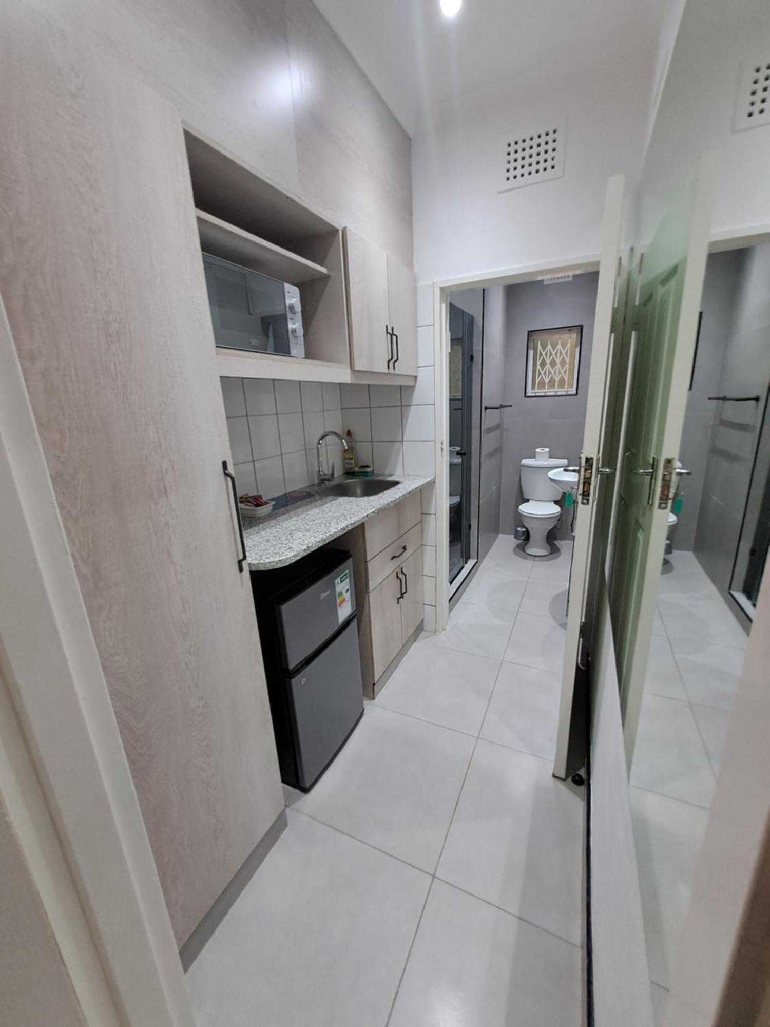 Home Away From Home Pinetown Buitenkant foto