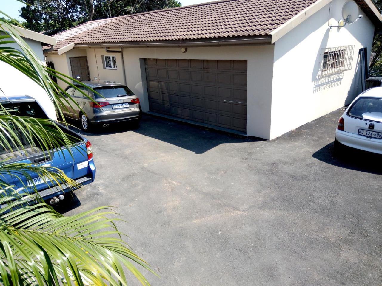 Home Away From Home Pinetown Buitenkant foto